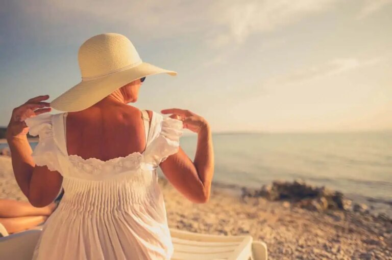 Essential Sun Protection Tips for Optimal Recovery After Facelift Surgery