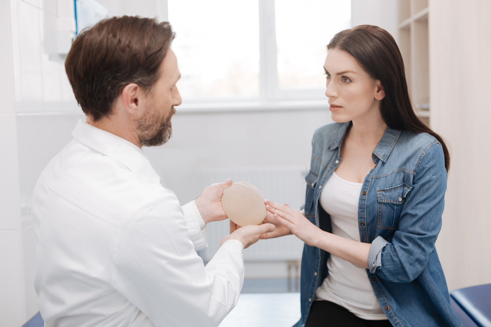 Top 5 Essential Questions to Ask at Your Breast Augmentation Consultation for Informed Decisions