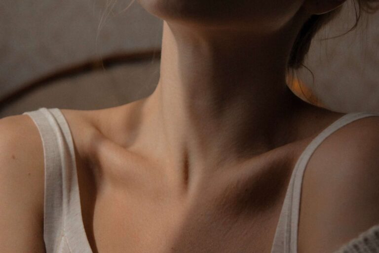 Neck Lift vs. Neck Liposuction: Which Procedure is Right for You?